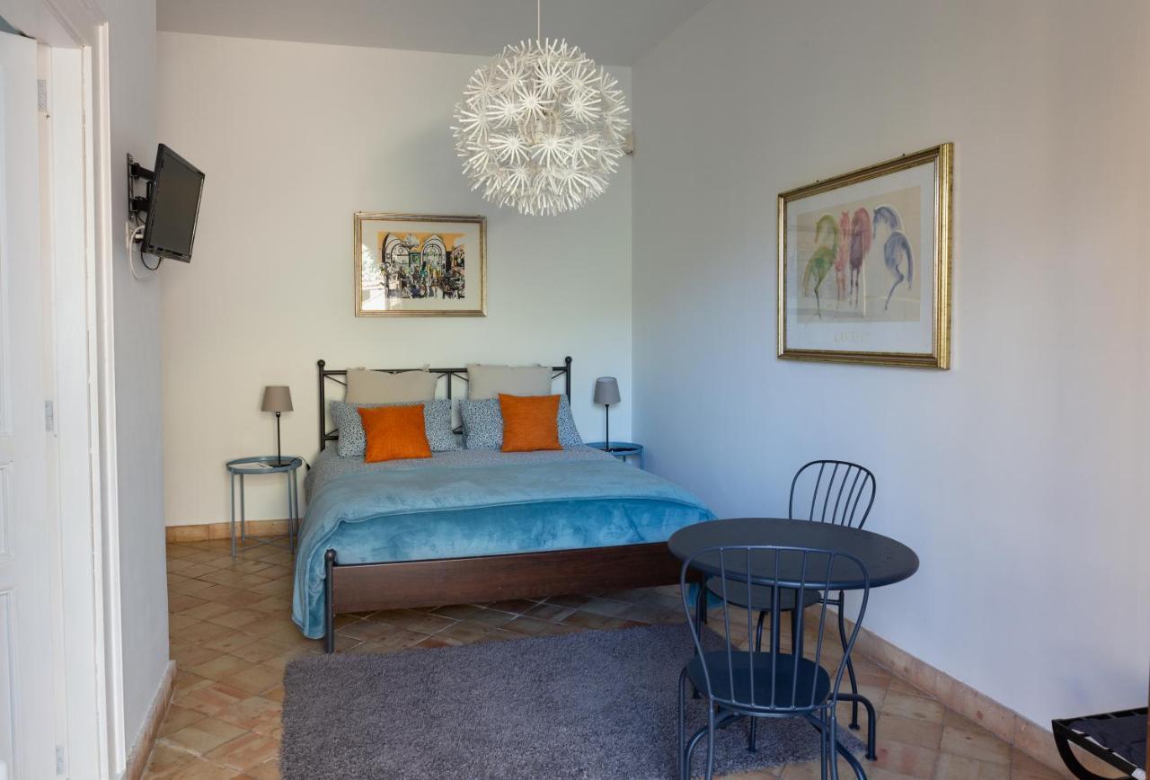 B&B Bellini Milo Bagian luar foto