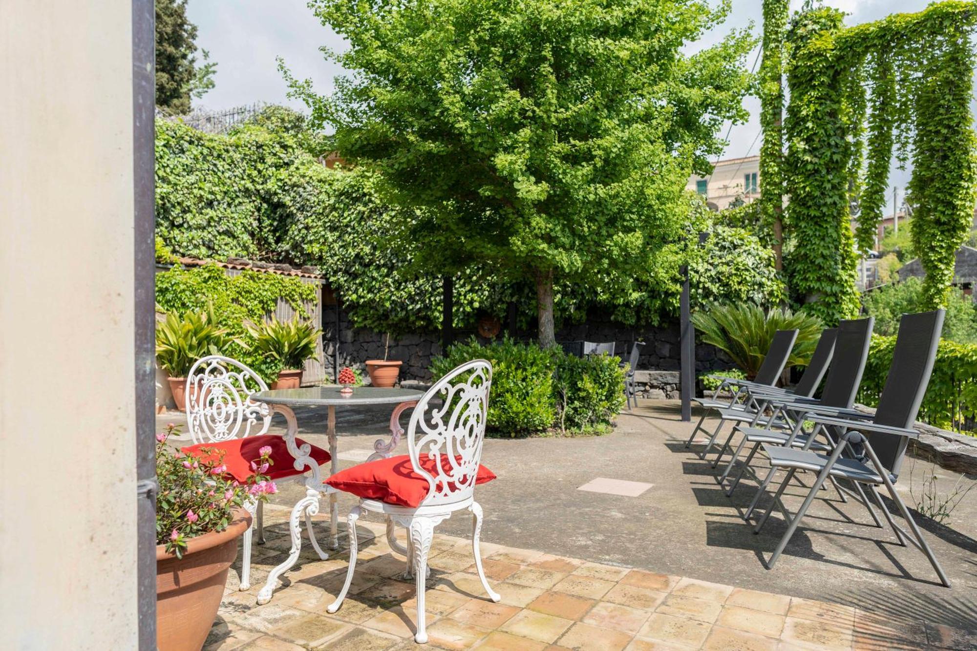 B&B Bellini Milo Bagian luar foto